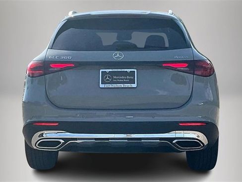 New 2026 Mercedes-Benz GLC 300 4MATIC image 3