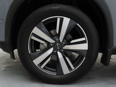 Used 2023 Nissan Rogue SL w/ SL Premium Package image 28