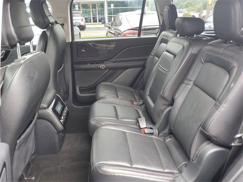 Used 2020 Lincoln Aviator Reserve w/ Elements Package Plus image 24