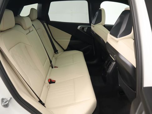 Used 2026 BMW X3 xDrive30 w/ Convenience Package image 24