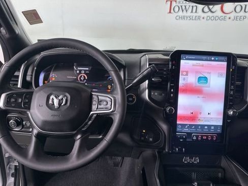 Used 2025 RAM 3500 Laramie image 11