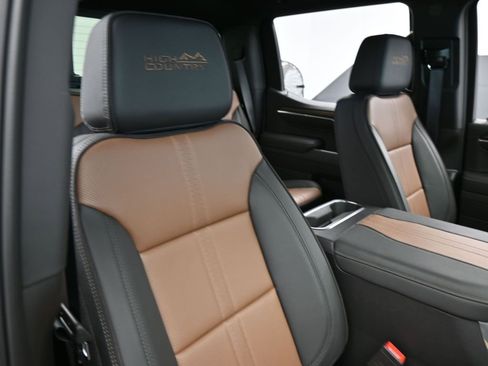 Used 2026 Chevrolet Silverado 1500 High Country w/ Technology Package image 56