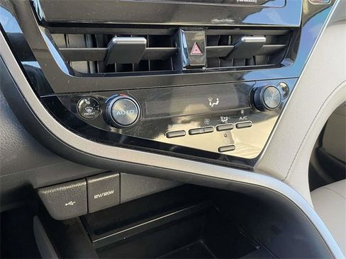 Certified 2023 Toyota Camry SE image 30