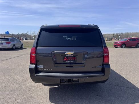 Used 2017 Chevrolet Suburban LT w/ Max Trailering Package AWD/4WD image 8