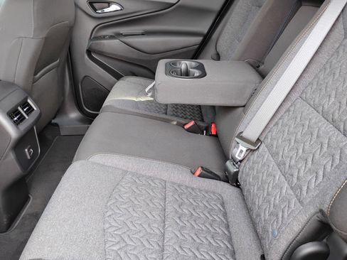 Used 2023 Chevrolet Equinox LT image 18