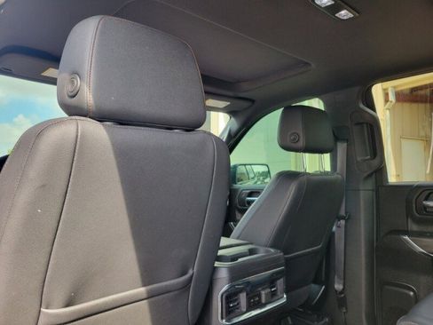 Used 2022 GMC Sierra 1500 AT4 w/ AT4 Premium Package AWD/4WD image 28