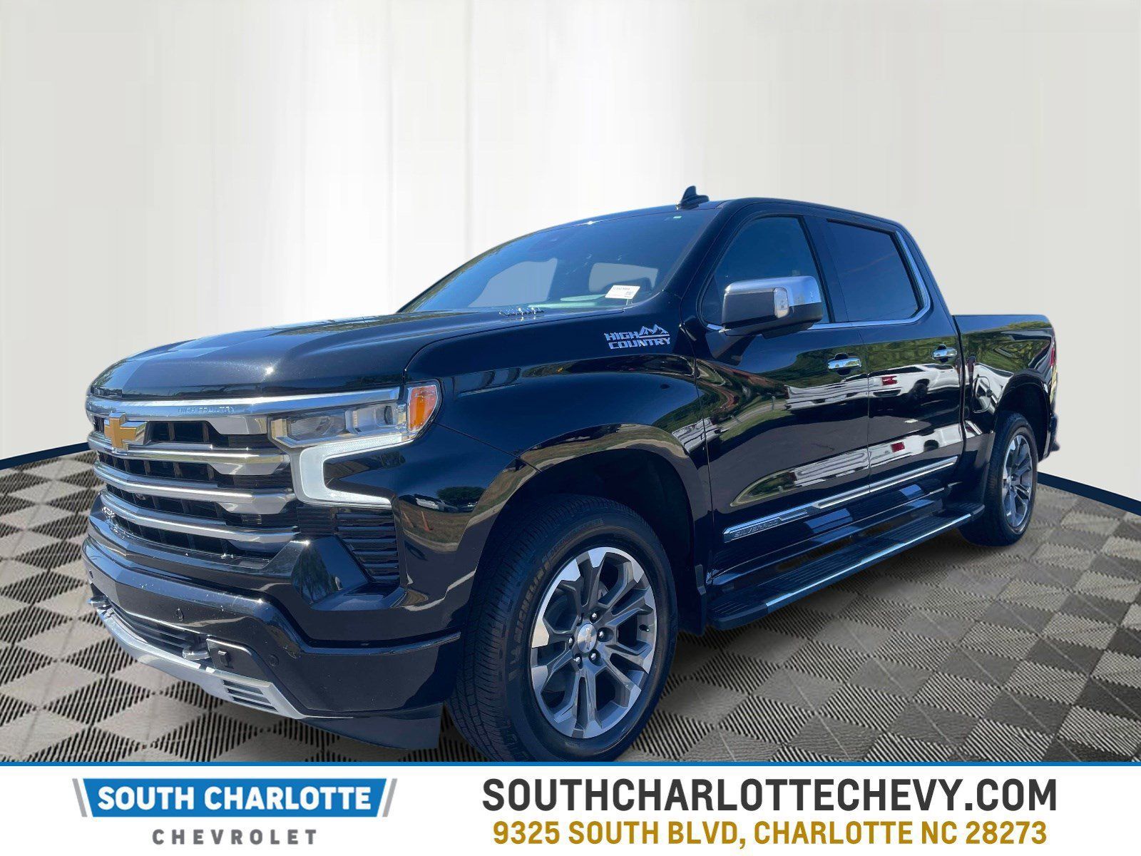 Used 2024 Chevrolet Silverado 1500 High Country w/ Technology Package AWD/4WD image 1