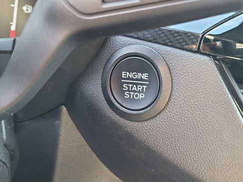Used 2025 Ford Escape ST-Line AWD/4WD image 18