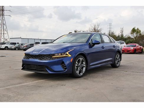 Used 2023 Kia K5 EX w/ EX Premium Package image 2