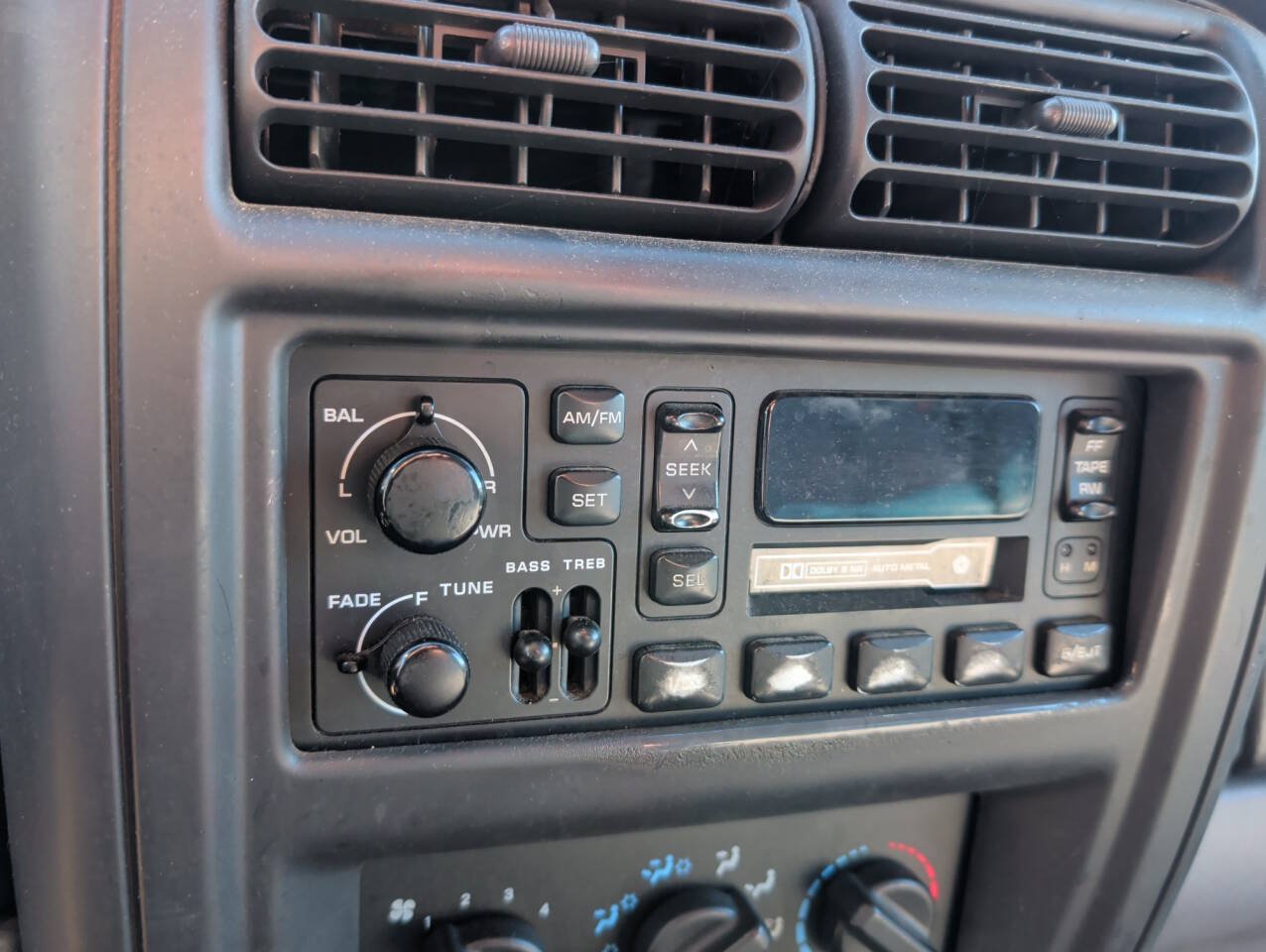 Used 1998 Jeep Cherokee Sport AWD/4WD image 36