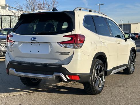 Used 2024 Subaru Forester Touring w/ Pop Package 2 image 7