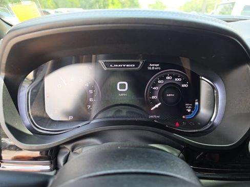 Used 2025 RAM 1500 Limited w/ Trailer Tow Group AWD/4WD image 33