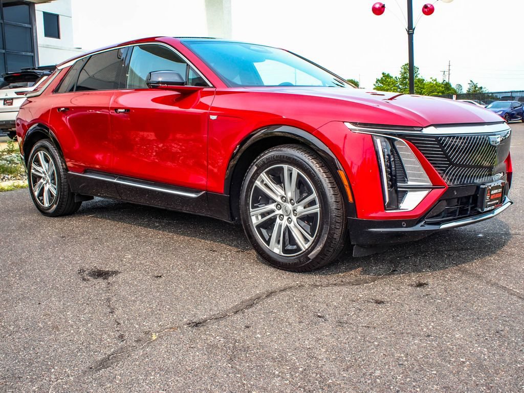 Used 2024 Cadillac Lyriq Tech w/ Driver Assist Package AWD/4WD image 3