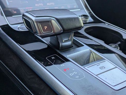Used 2020 Audi Q8 Prestige w/ Prestige Package image 14