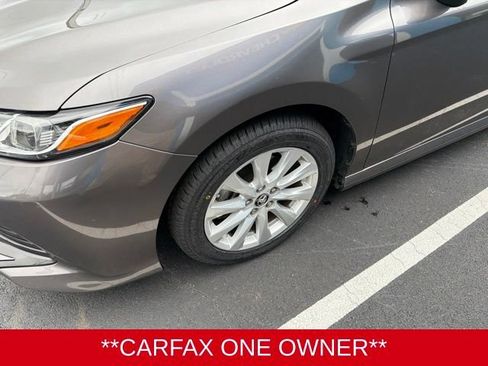 Used 2018 Toyota Camry LE FWD image 7
