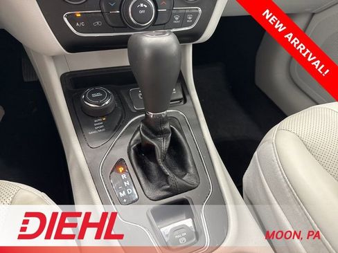 Used 2021 Jeep Cherokee Latitude Lux image 34