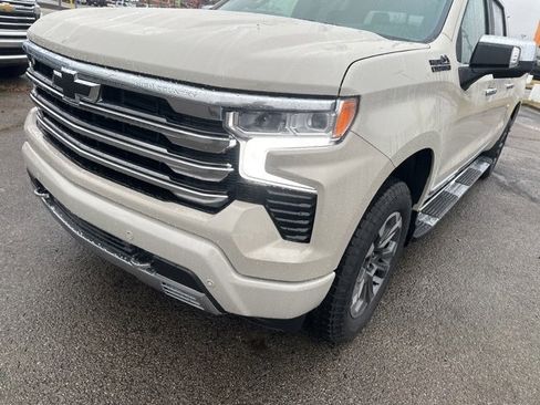 New 2026 Chevrolet Silverado 1500 High Country w/ LPO, Dark Essentials Package image 9