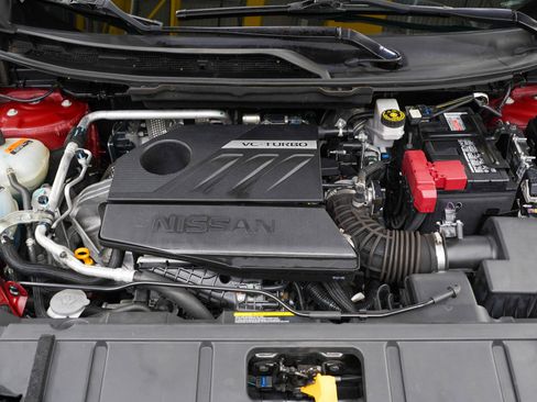 Used 2023 Nissan Rogue SL AWD/4WD image 33