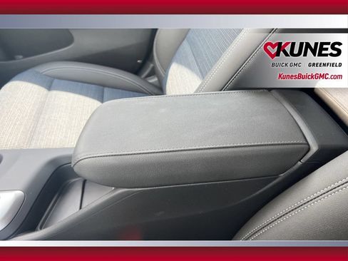 New 2026 Buick Envista Sport Touring w/ Convenience I Package FWD image 29