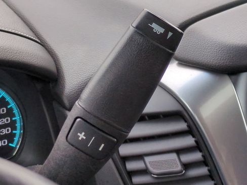 Used 2016 Chevrolet Suburban LTZ image 33