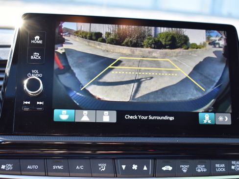 Certified 2025 Honda Odyssey Sport-L image 22