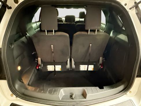 Used 2019 Ford Explorer XLT AWD/4WD image 24