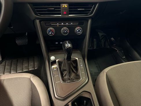 Used 2022 Volkswagen Taos S image 26