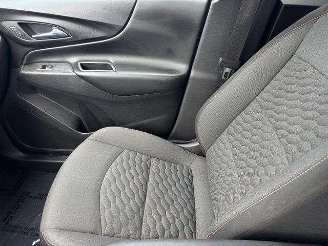 Used 2020 Chevrolet Equinox LT w/ Driver Convenience Package AWD/4WD image 24