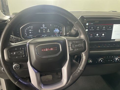 Used 2022 GMC Sierra 1500 SLE image 11