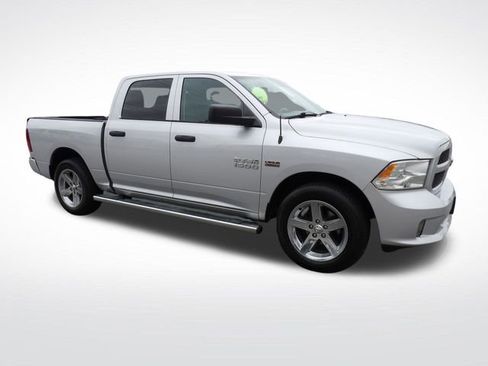 Used 2017 RAM 1500 Express image 15