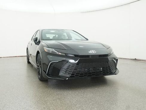 New 2026 Toyota Camry SE image 30