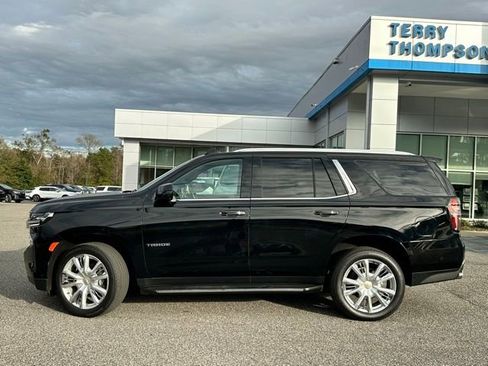 Used 2024 Chevrolet Tahoe High Country w/ Advanced Technology Package image 5
