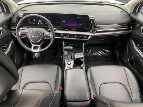 Used 2024 Kia Sportage EX FWD image 10