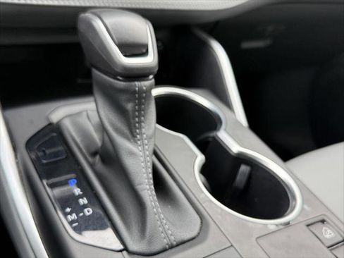 Certified 2023 Toyota Highlander XLE image 30