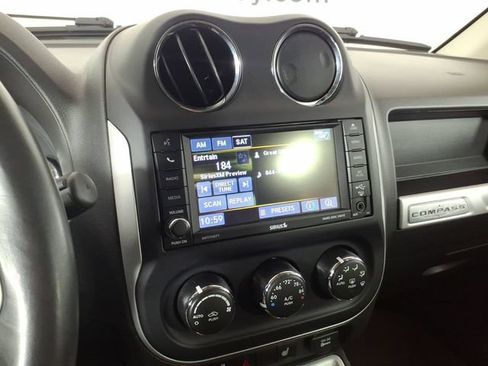 Used 2017 Jeep Compass High Altitude AWD/4WD image 20