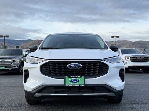 Used 2023 Ford Escape Active image 5
