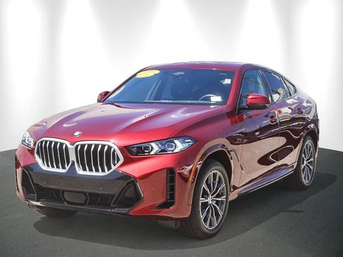 Used 2026 BMW X6 xDrive40i AWD/4WD image 3