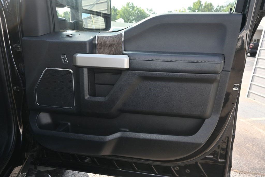 Used 2017 Ford F350 Lariat AWD/4WD image 21