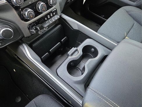 Used 2025 RAM 1500 Big Horn image 25
