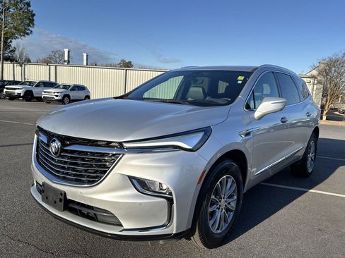Used 2022 Buick Enclave Premium image 11