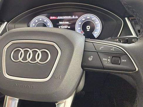 Used 2025 Audi Q5 2.0T Premium Plus w/ Premium Plus Package AWD/4WD image 29