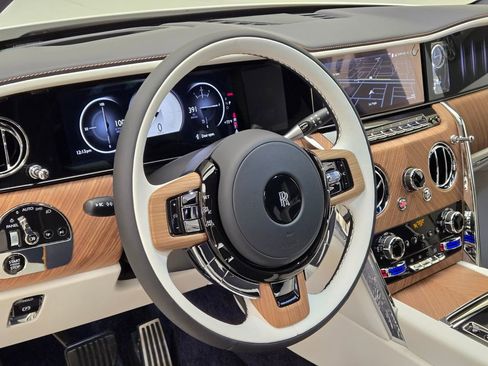 New 2026 Rolls-Royce Cullinan AWD/4WD image 36