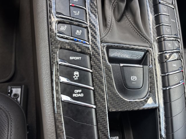 Used 2021 Porsche Macan S AWD/4WD image 42