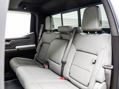 Used 2024 GMC Sierra 1500 SLT w/ SLT Premium Plus Package image 45