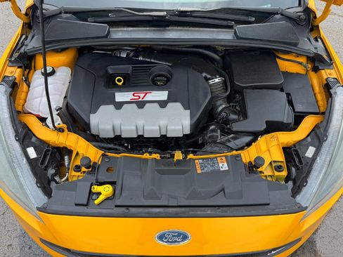 Used 2015 Ford Focus ST FWD image 23