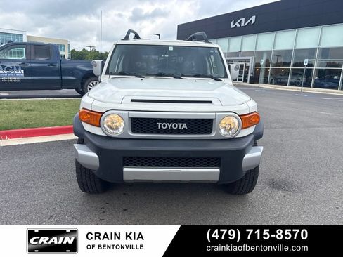 Used 2010 Toyota FJ Cruiser 4WD image 6