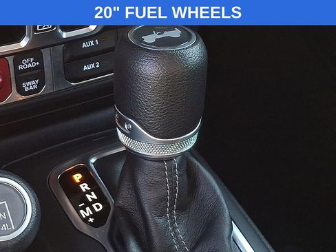 Used 2025 Jeep Wrangler Unlimited Rubicon image 19