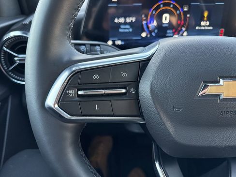 Used 2025 Chevrolet Equinox LT w/ Convenience Package II image 20