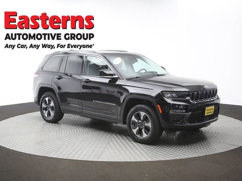 Used 2023 Jeep Grand Cherokee 4WD 4xe w/ Luxury Tech Group II image 52