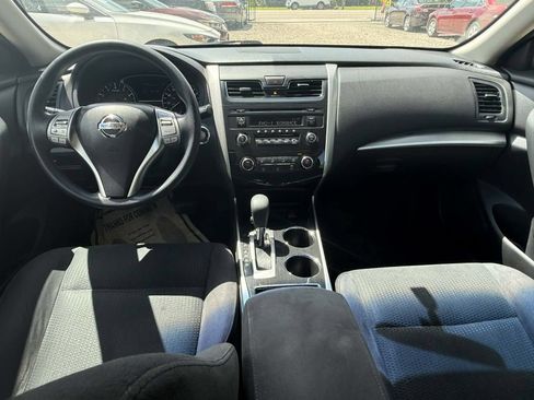 Used 2014 Nissan Altima 2.5 S FWD image 12